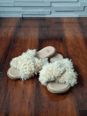 UGG Joni Sheepskin Furry Slide Sandals Cream Size 7